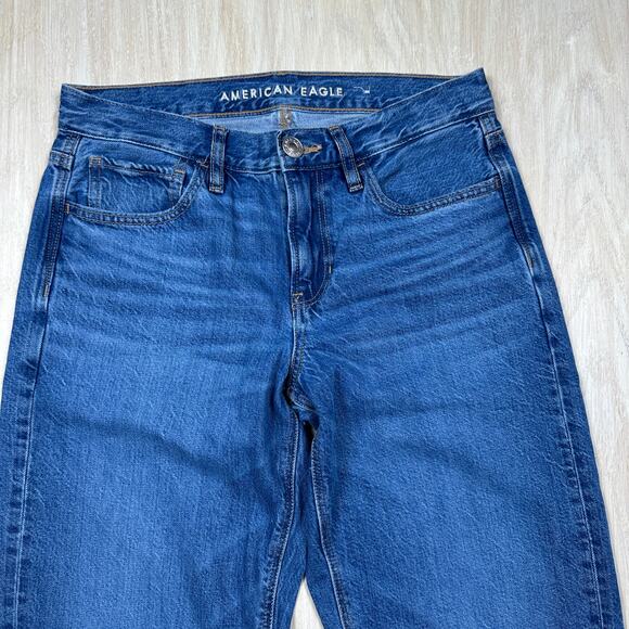 American Eagle 90s Straight Mid Rise Blue Denim Everyday Casual Jeans 2 SHORT - Picture 2 of 15